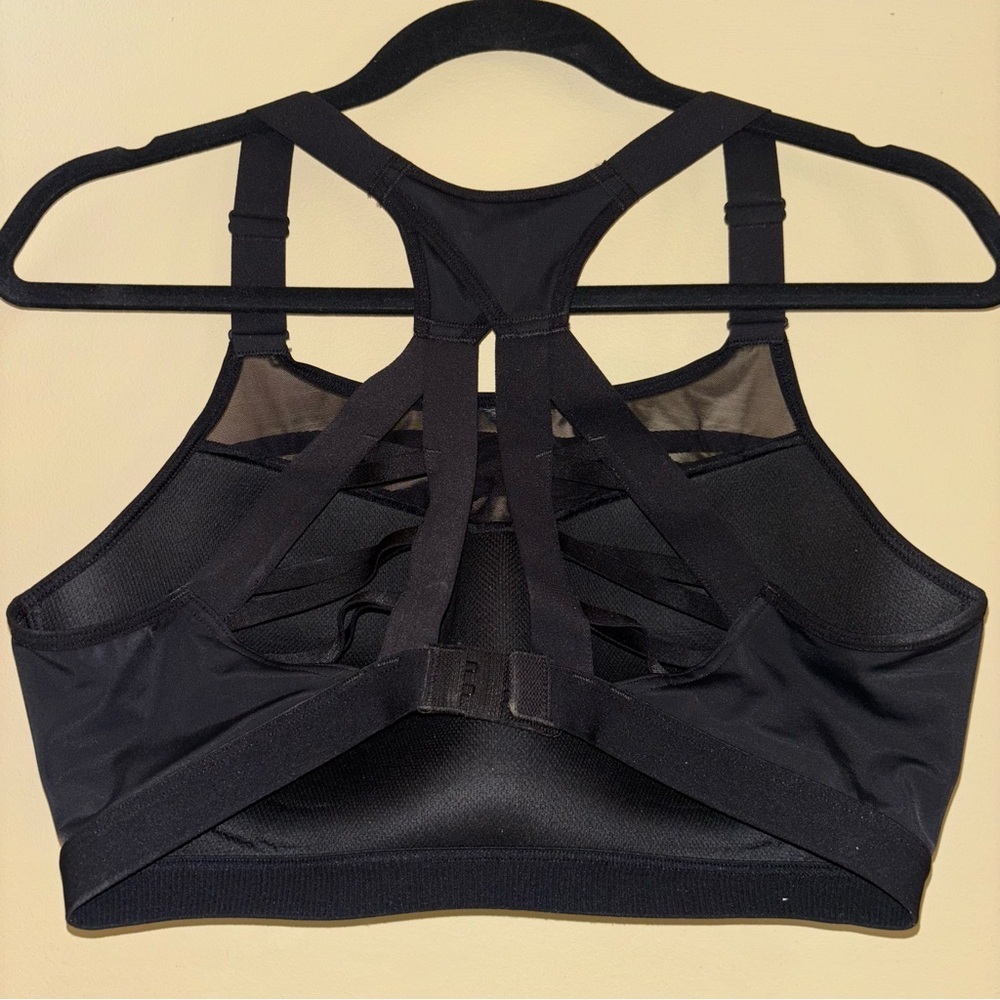 Victoria's Secret Black Mesh Strappy Sports Bra - Picture 3 of 6